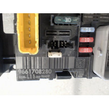 BOITE A FUSIBLES PEUGEOT 307 SW 2005-