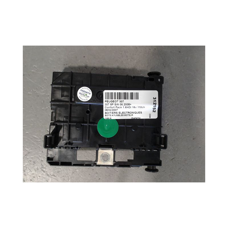 BOITE A FUSIBLES PEUGEOT 307 SW 2005-