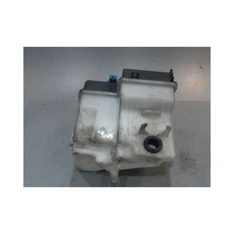 RESERVOIR LAVE-GLACE AVANT HYUNDAI GETZ