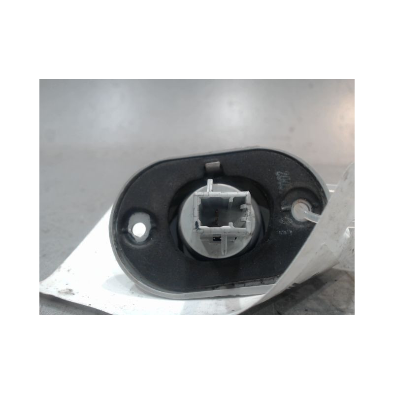 ECLAIREUR PLAQUE DE POLICE DROIT HYUNDAI GETZ