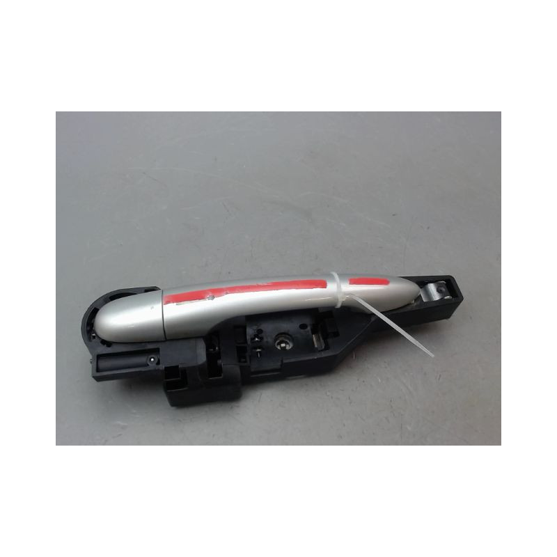 POIGNEE EXTERIEURE PORTE AVANT DROIT RENAULT KANGOO BREAK II Phase 2 2013-...