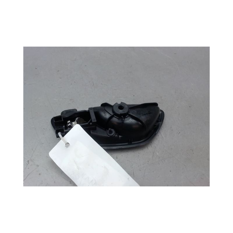 POIGNEE INTERIEURE PORTE AVANT DROIT RENAULT MEGANE IV PHASE 1 2015-