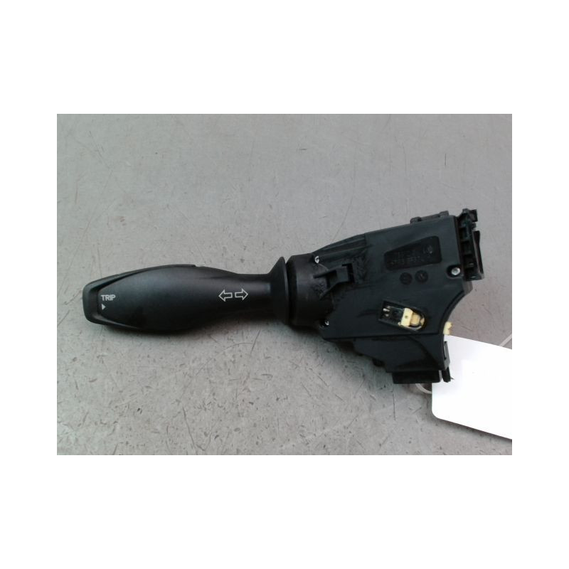 COMMANDE ECLAIRAGE FORD FIESTA VI PHASE 1 2008-...