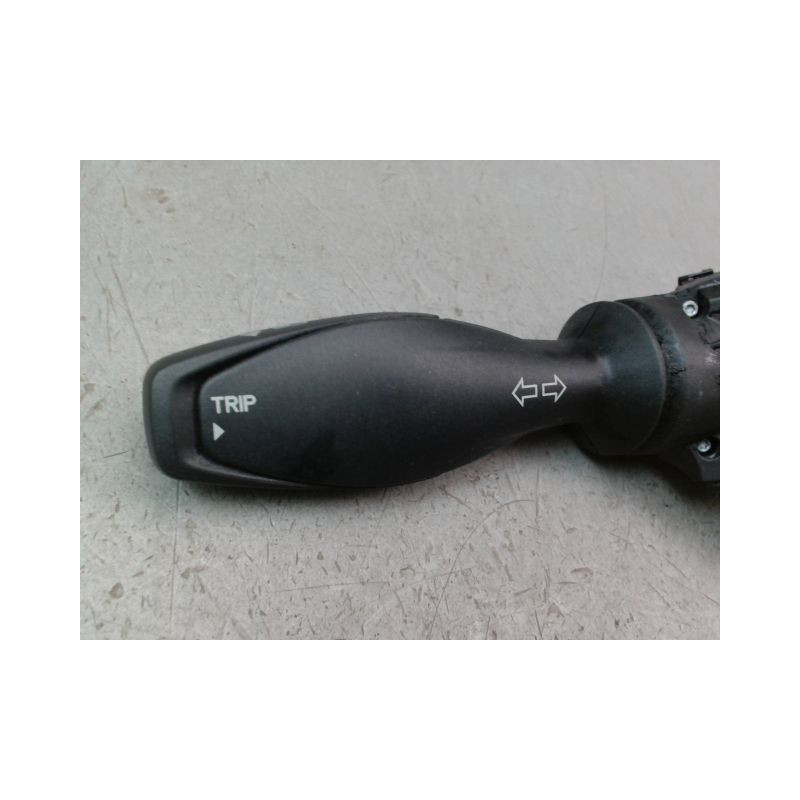 COMMANDE ECLAIRAGE FORD FIESTA VI PHASE 1 2008-...