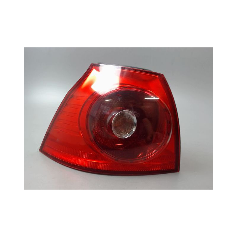 FEU ARRIERE GAUCHE  VOLKSWAGEN GOLF V (1K) 2003-2008