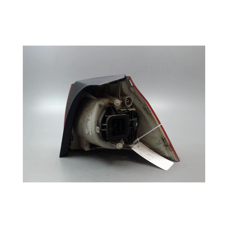 FEU ARRIERE GAUCHE  VOLKSWAGEN GOLF V (1K) 2003-2008