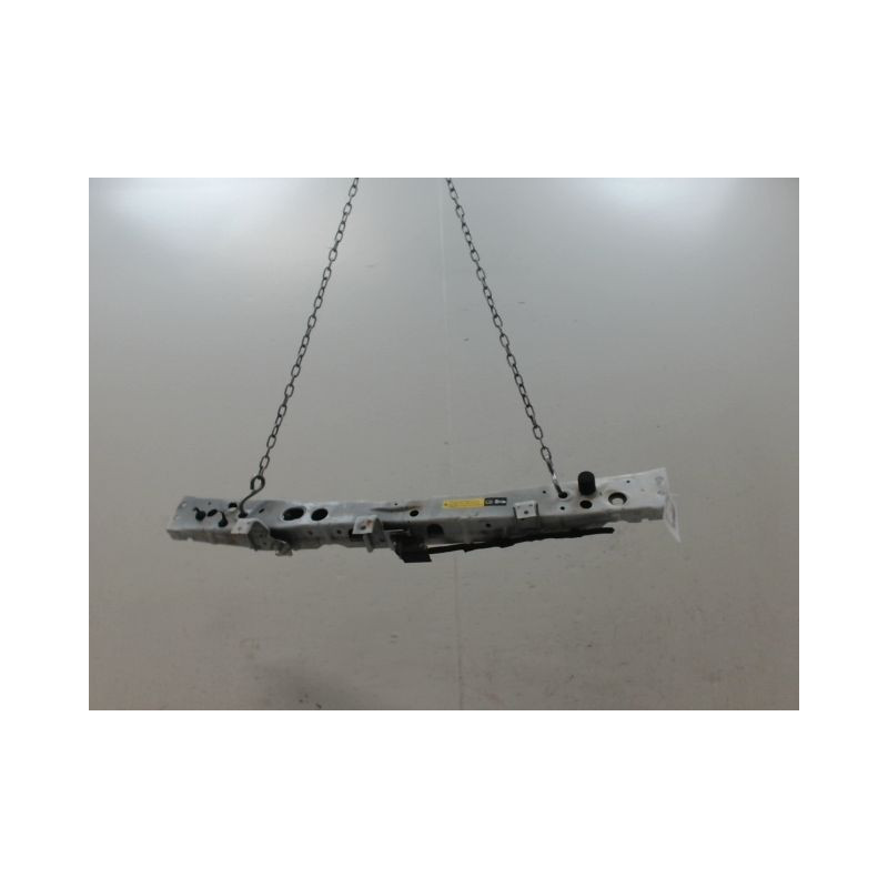 TRAVERSE SUPERIEURE ARMATURE AVANT NISSAN MICRA 2009-