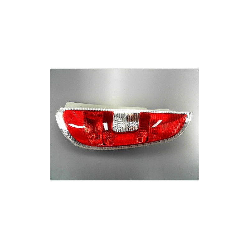 FEU ARRIERE DROIT SKODA ROOMSTER PH2 2010-