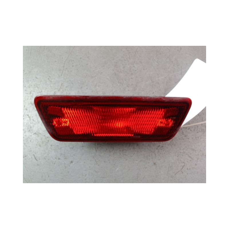 FEU BROUILLARD CENTRAL ARRIERE NISSAN JUKE Phase 2 2014-...