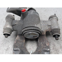 ETRIER DE FREIN ARRIERE DROIT NISSAN NV400