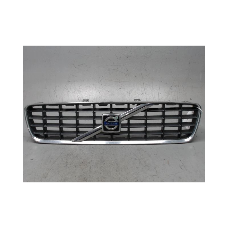 CALANDRE VOLVO S60