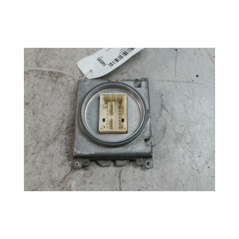 BOITIER XENON PHARE DROIT VOLKSWAGEN PASSAT SW 2005-
