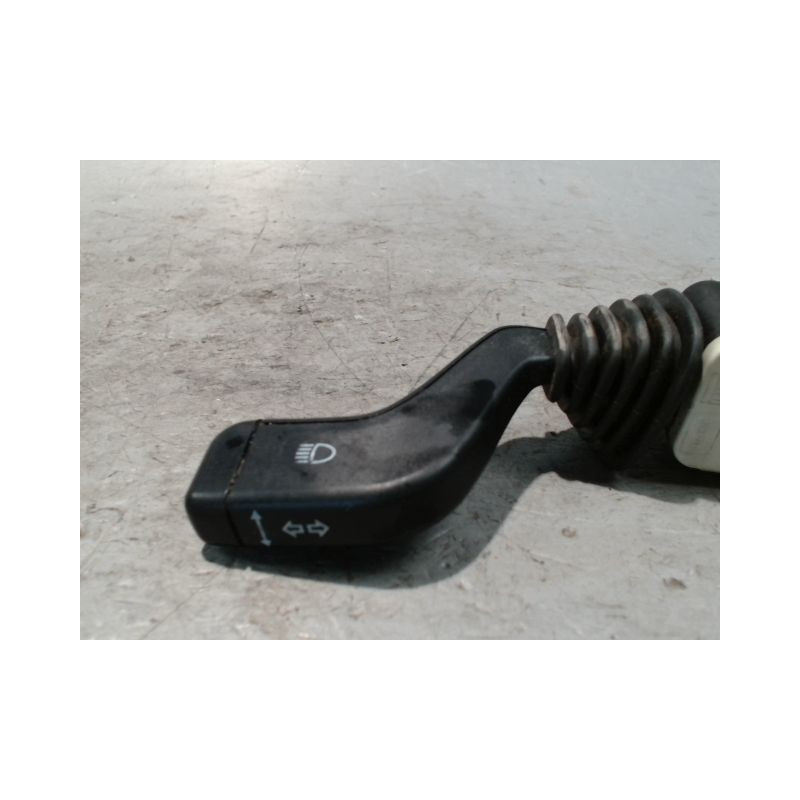 COMMANDE CLIGNOTANT OPEL AGILA
