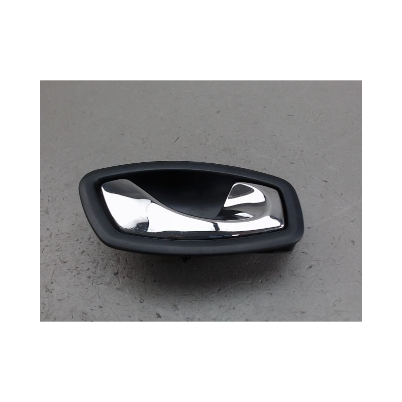 POIGNEE INTERIEURE PORTE ARRIERE DROIT RENAULT CAPTUR