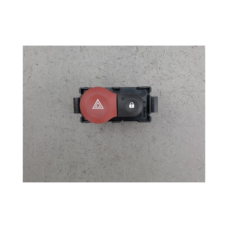 BOUTON DE WARNING RENAULT CLIO