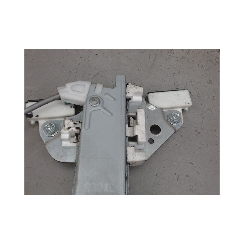 MECANISME LEVE-GLACE AVANT DROIT NISSAN NV200