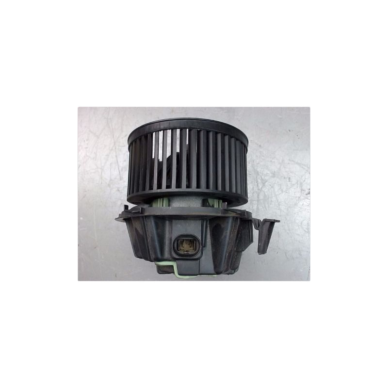 MOTEUR VENTILATEUR CHAUFFAGE DACIA LOGAN MCV PH2 08-13