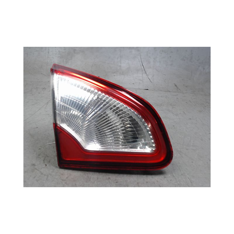 FEU ARRIERE INTERIEUR GAUCHE NISSAN QASHQAI