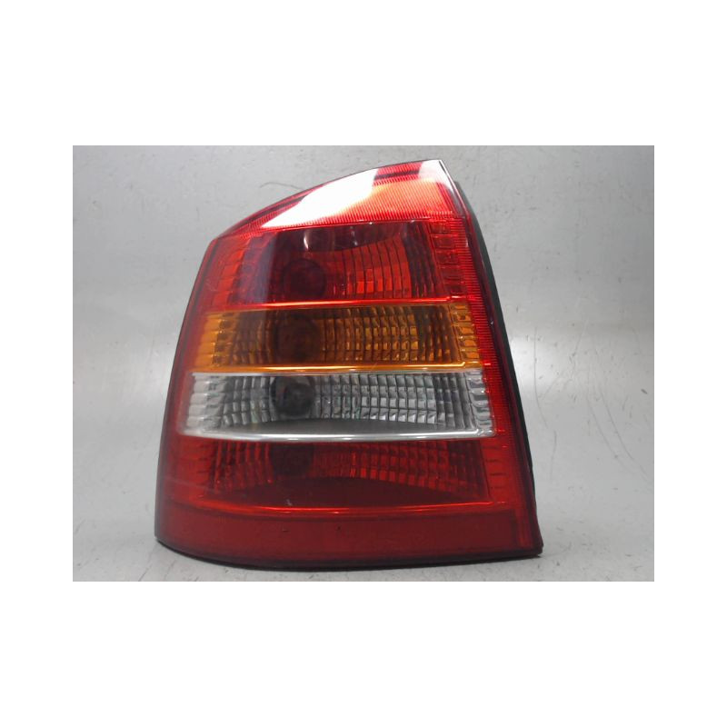 FEU ARRIERE GAUCHE  OPEL ASTRA 98-2004
