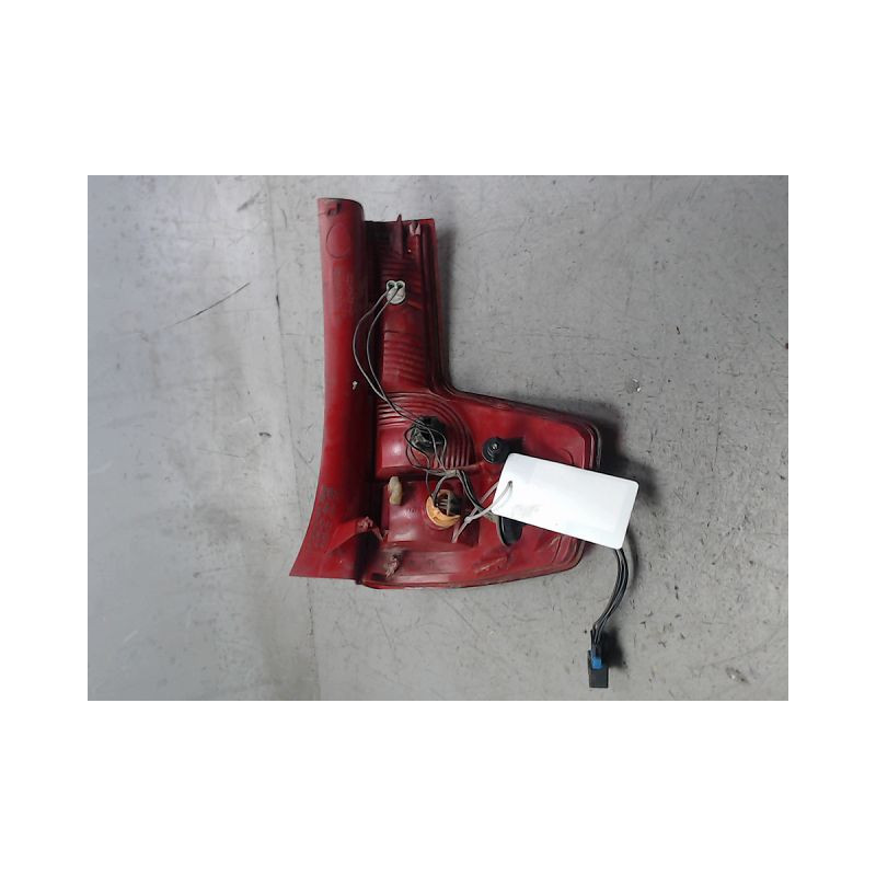 FEU ARRIERE GAUCHE  CITROEN C4 2008-