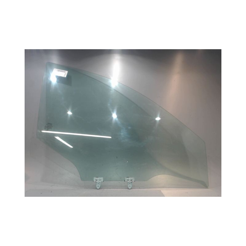 GLACE PORTE AVD NISSAN QASHQAI