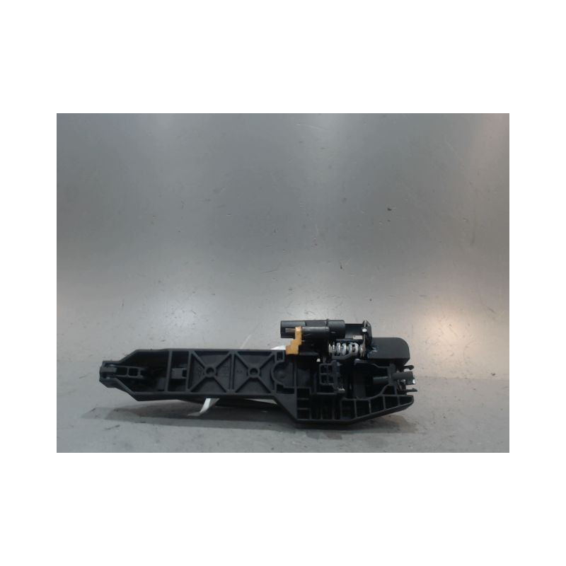 POIGNEE EXTERIEURE PORTE AVANT DROIT HYUNDAI I20
