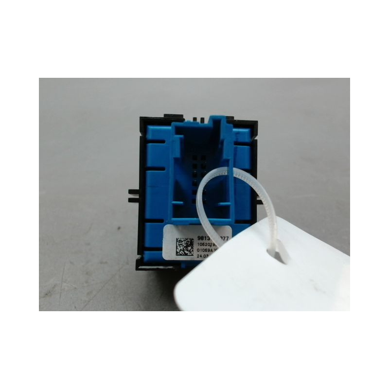 INTERIEUR COMMANDE FREIN A MAIN CITROEN C5 AIRCR.