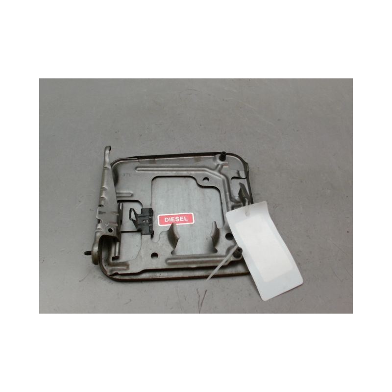 VOLET DE TRAPPE CARBURANT NISSAN PULSAR