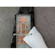 COMMANDE LEVE-GLACE PORTE AVD NISSAN PULSAR