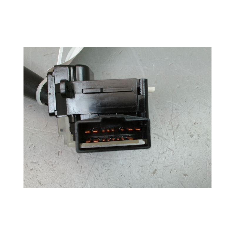 COMMANDE ECLAIRAGE KIA MAGENTIS