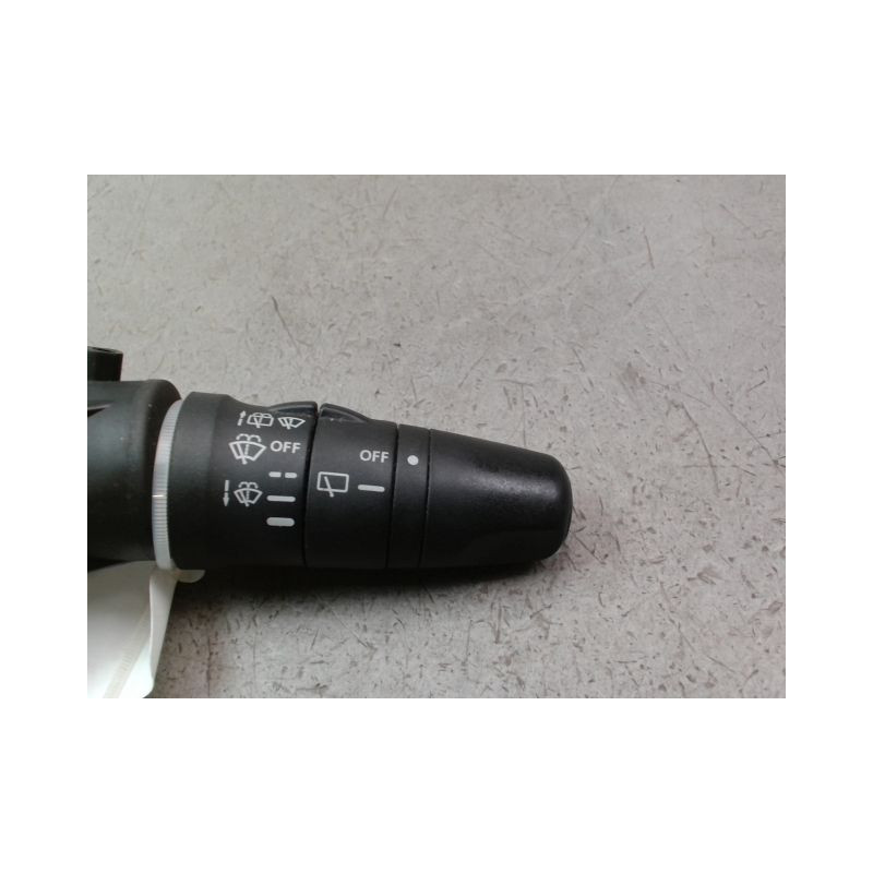 COMMANDE ESSUIE GLACE NISSAN MICRA II Phase 4 2000-2003