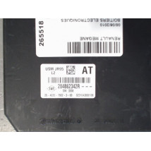 BOITE A FUSIBLES RENAULT MEGANE