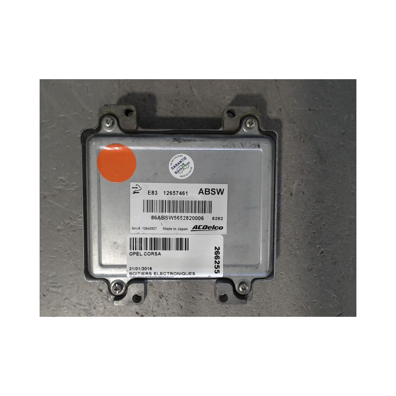 CALCULATEUR MOTEUR OPEL CORSA