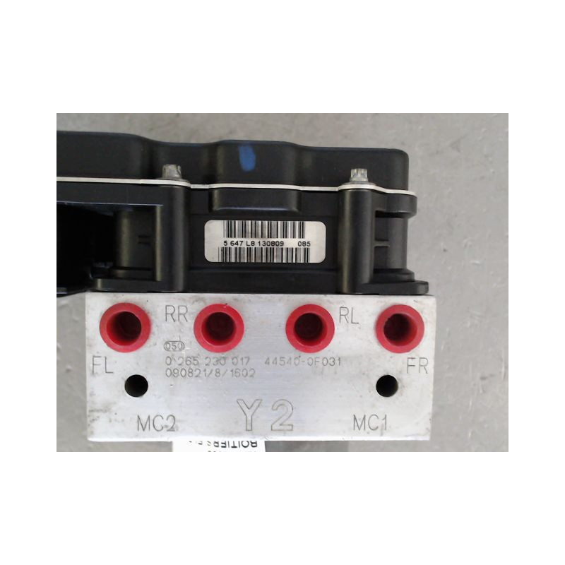 UNITE HYDRAULIQUE ABS TOYOTA VERSO