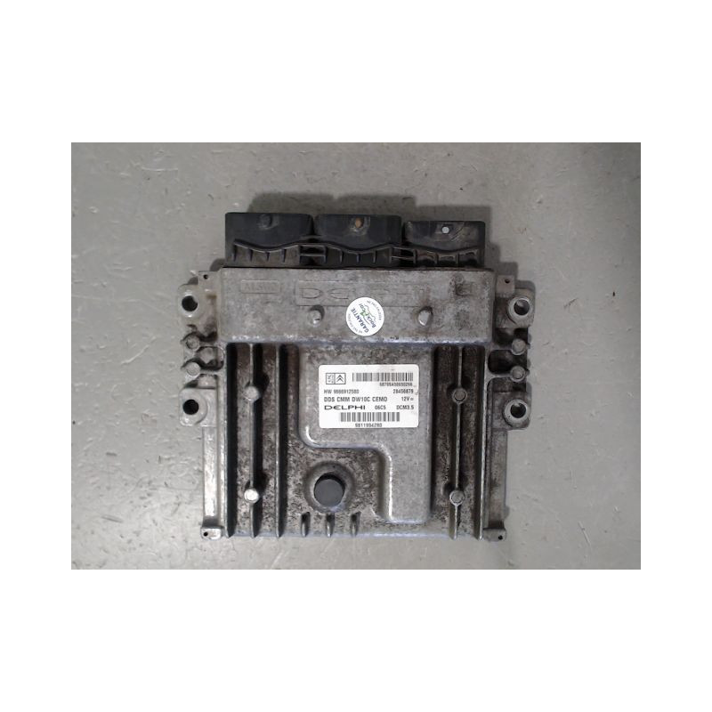 CALCULATEUR MOTEUR PEUGEOT EXPERT