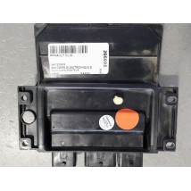 CALCULATEUR MOTEUR RENAULT CLIO