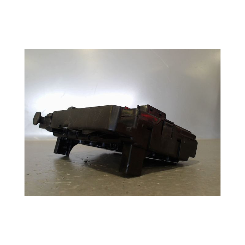 BOITE A FUSIBLES CITROEN C5