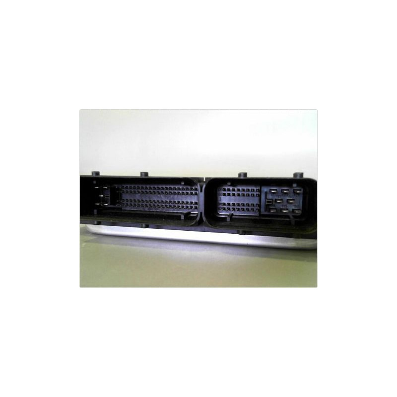 CALCULATEUR MOTEUR VOLKSWAGEN PASSAT 96-2000