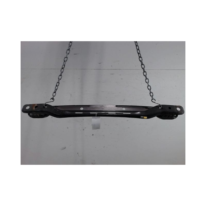 RENFORT PARE-CHOC ARRIERE  TOYOTA AYGO 5P