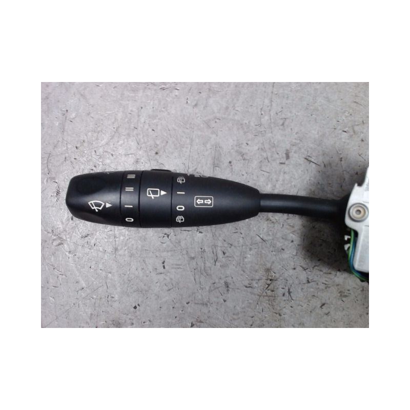 COMMANDE CLIGNOTANT MERCEDES CLASSE A 3P