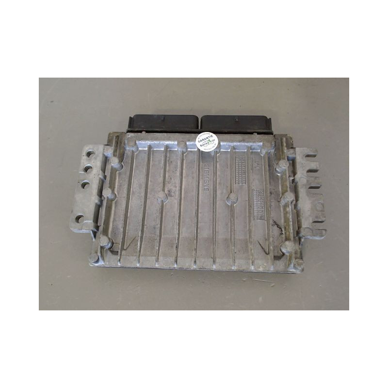 CALCULATEUR MOTEUR RENAULT MEGANE