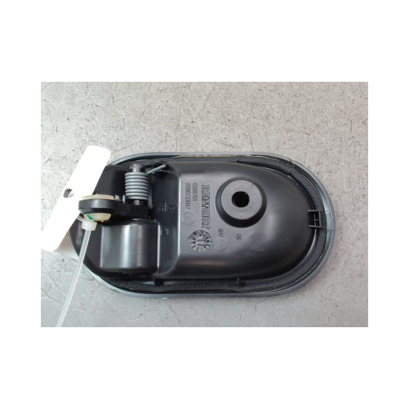 POIGNEE INTERIEURE PORTE AVANT DROIT DACIA DUSTER BREAK Phase 2 2013-...