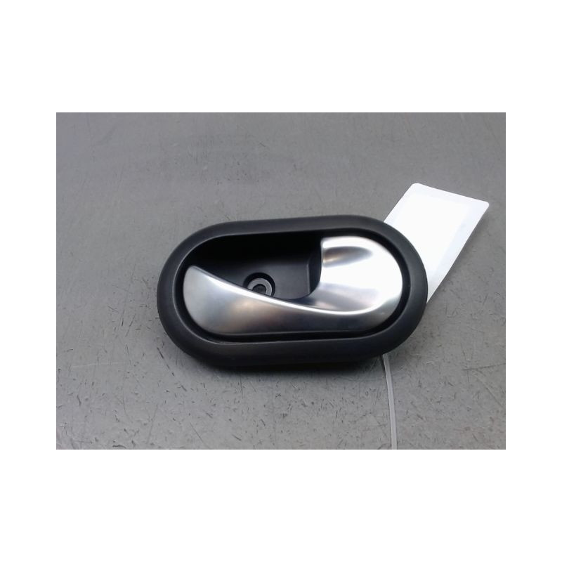 POIGNEE INTERIEURE PORTE AVANT DROIT DACIA LODGY BREAK 2012-...