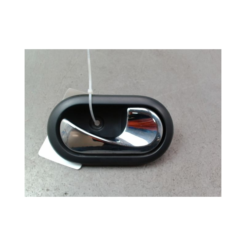 POIGNEE INTERIEURE PORTE AVANT DROIT DACIA LODGY BREAK 2012-...