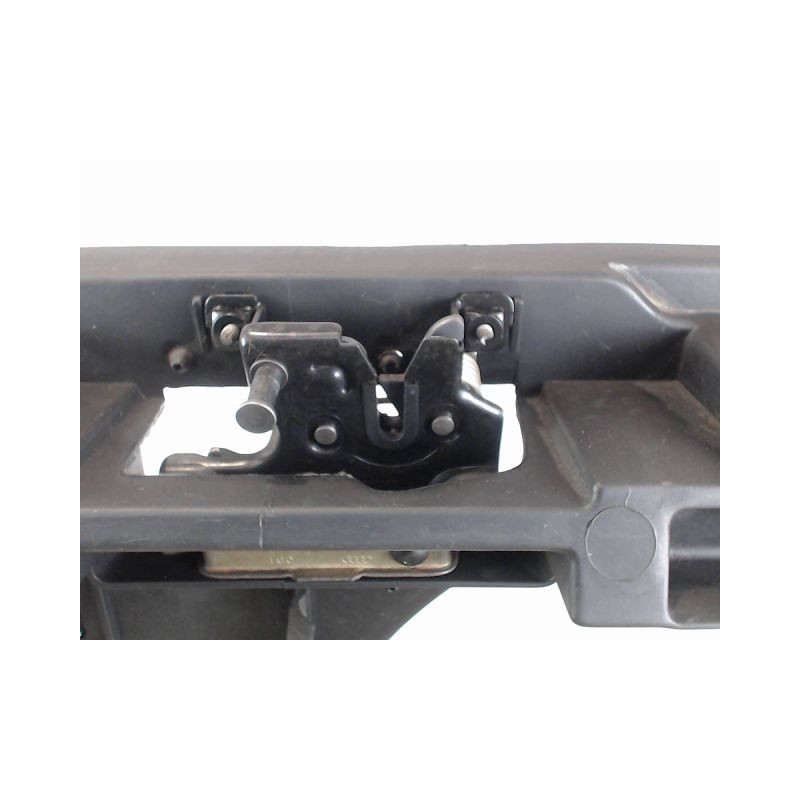 FACE AVANT AUDI A6 97-2001
