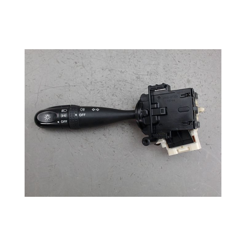 COMMANDE CLIGNOTANT SUZUKI SWIFT