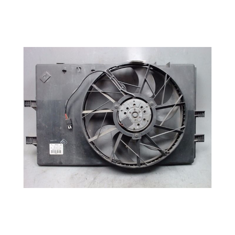 MOTEUR VENTILATEUR RADIATEUR MERCEDES CLASSE A 2001 -