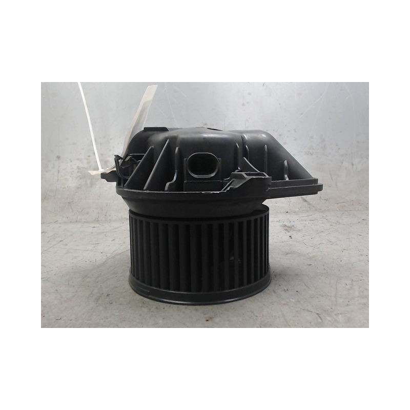 MOTEUR VENTILATEUR CHAUFFAGE PEUGEOT 406 99-04