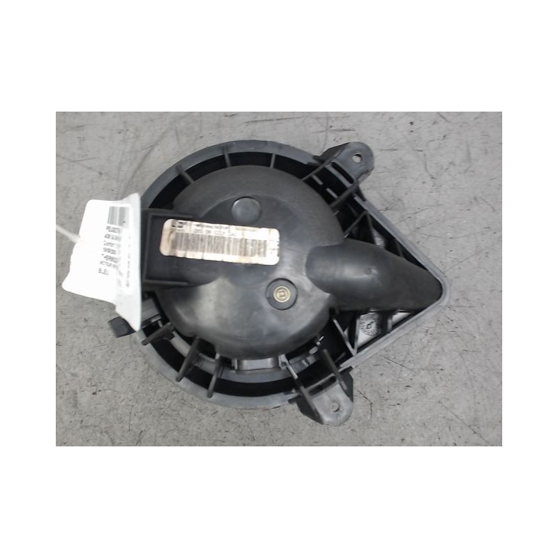 MOTEUR VENTILATEUR CHAUFFAGE PEUGEOT 406 99-04