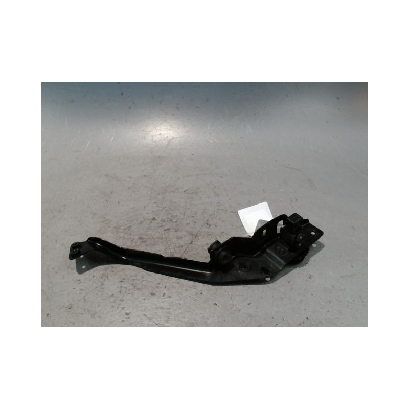 SUPPORT PARE-CHOC AVD MERCEDES CLASSE C 2004-